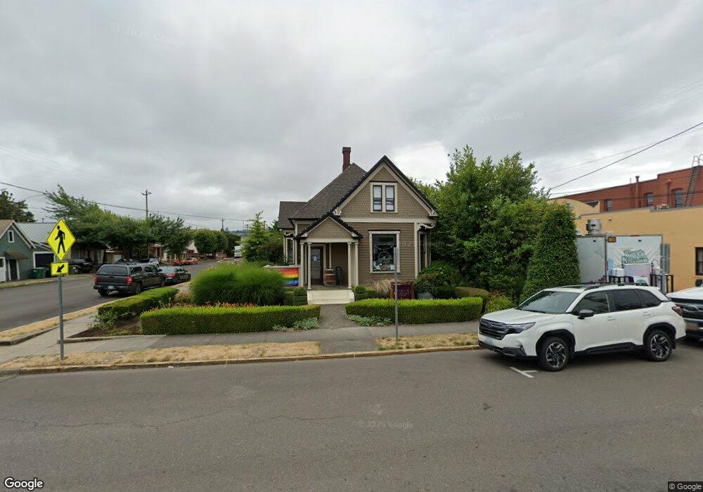 117 S College St, Newberg, OR 97132 - photo 1