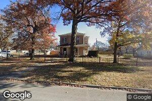 303 S 4th St, Neodesha, KS 66757