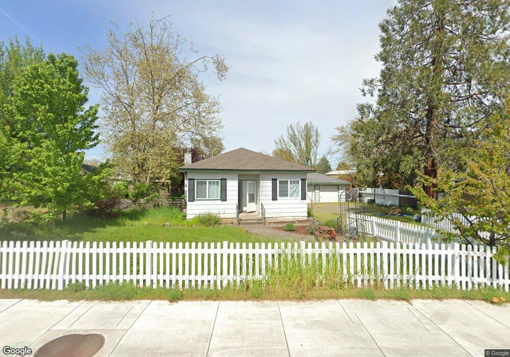 1912 Scenic Ave, Central Point, OR 97502 - photo 1