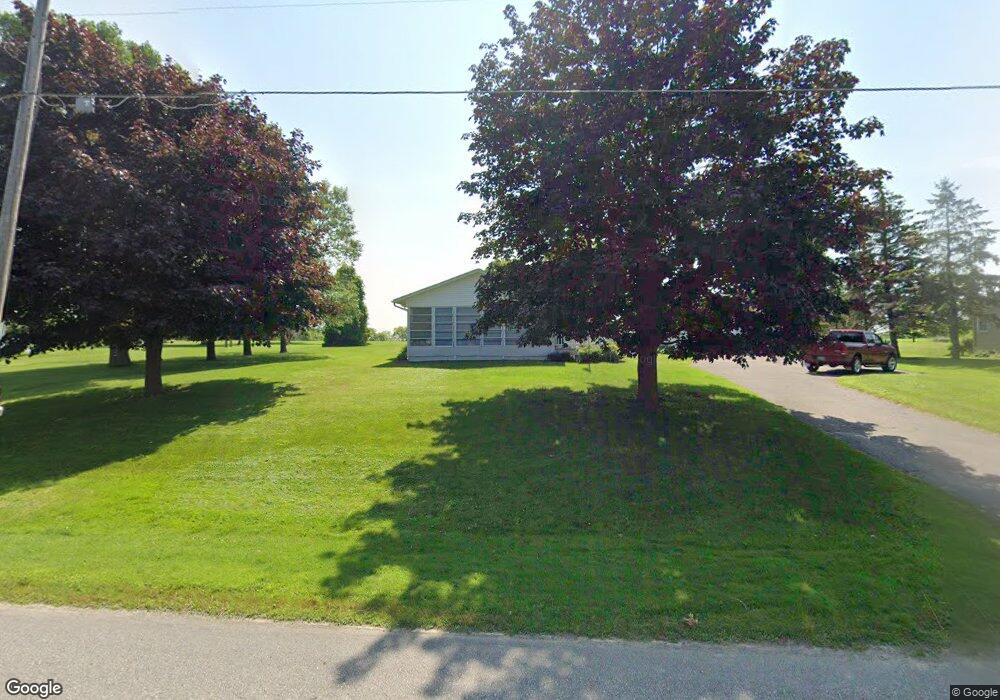 93 Lakewood Dr, Swanton, VT 05488 - photo 1