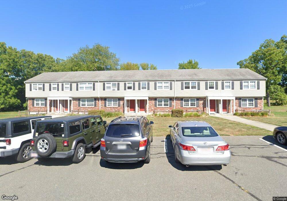 32 Hobart Ln, Amherst, MA 01002 - photo 1