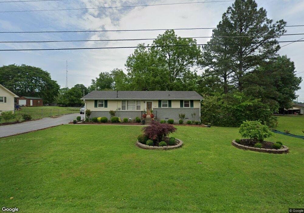 1411 Cherry St, Shelbyville, TN 37160 - photo 1