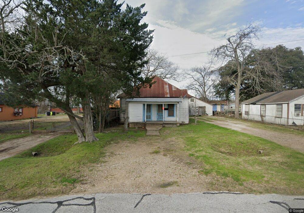 510 4th St, Rosenberg, TX 77471 - photo 1