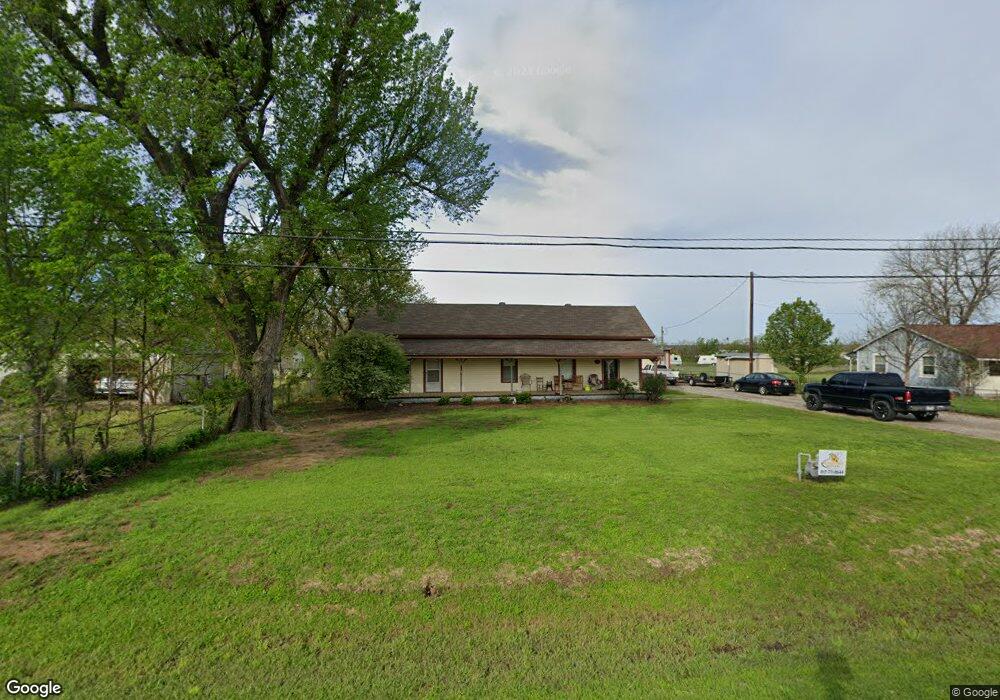 502 Fannin St, Millsap, TX 76066 - photo 1