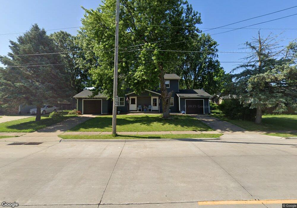 2245 W 46th St, Davenport, IA 52806 - photo 1