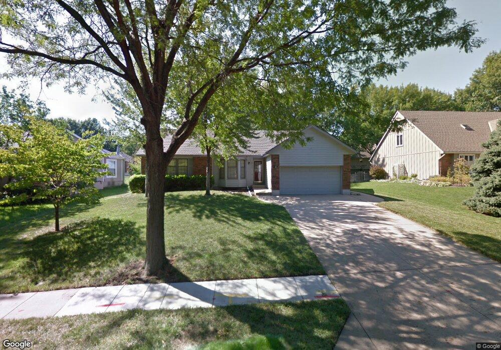 8524 Darnell St, Lenexa, KS 66215 - photo 1