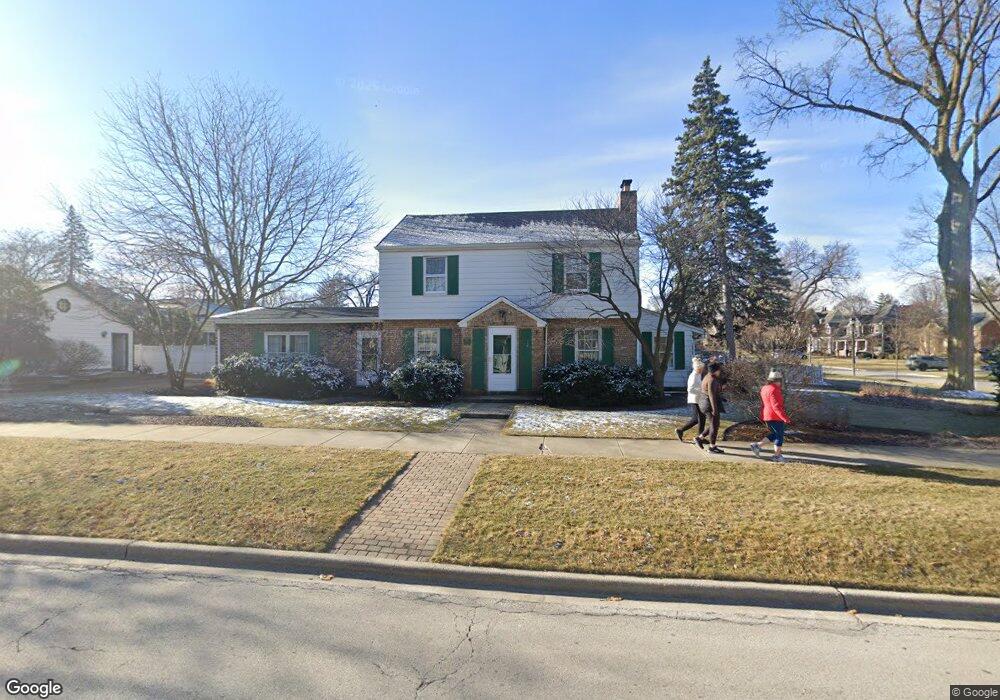 211 N Elm Ave, Elmhurst, IL 60126 - photo 1