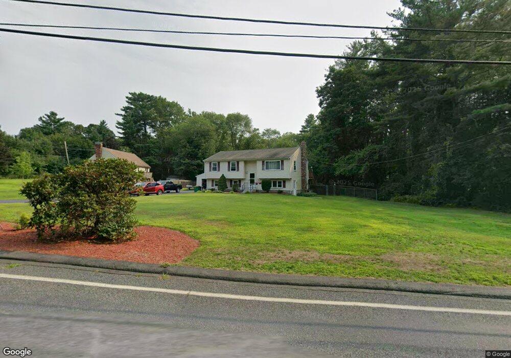 224 Balcom St, Mansfield, MA 02048 - photo 1