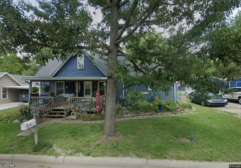 604 Maple St, Overbrook, KS 66524 - photo 1