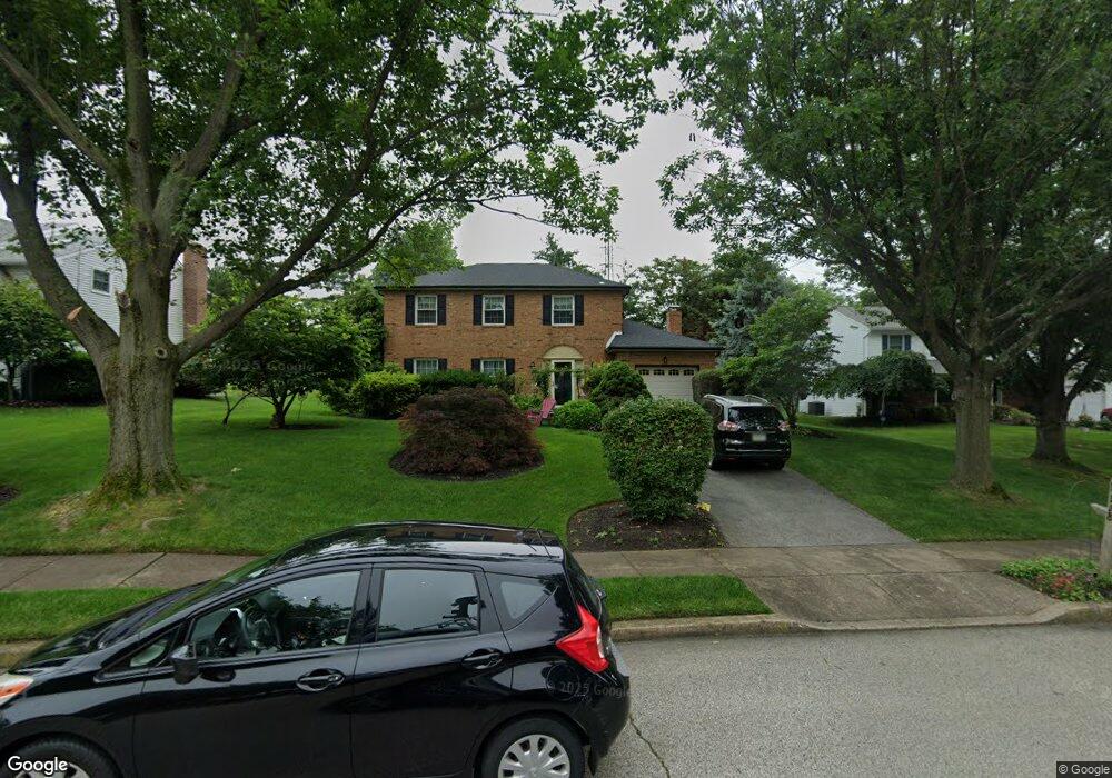 1118 Summit Ln, Oreland, PA 19075 - photo 1