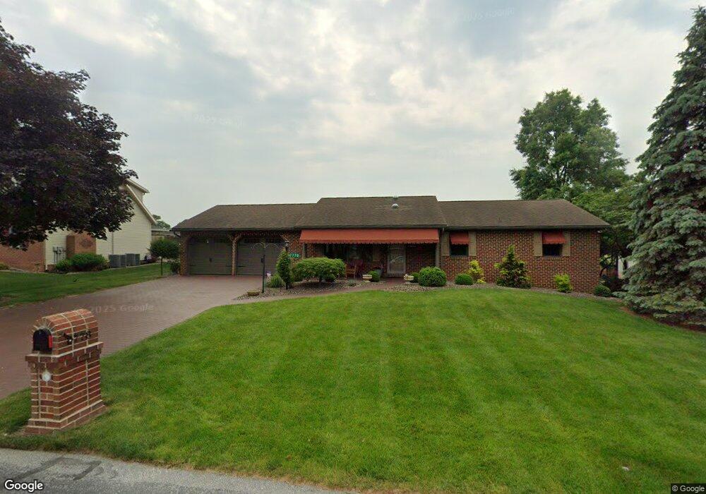 2778 Fillmore Dr, Chambersburg, PA 17201 - photo 1