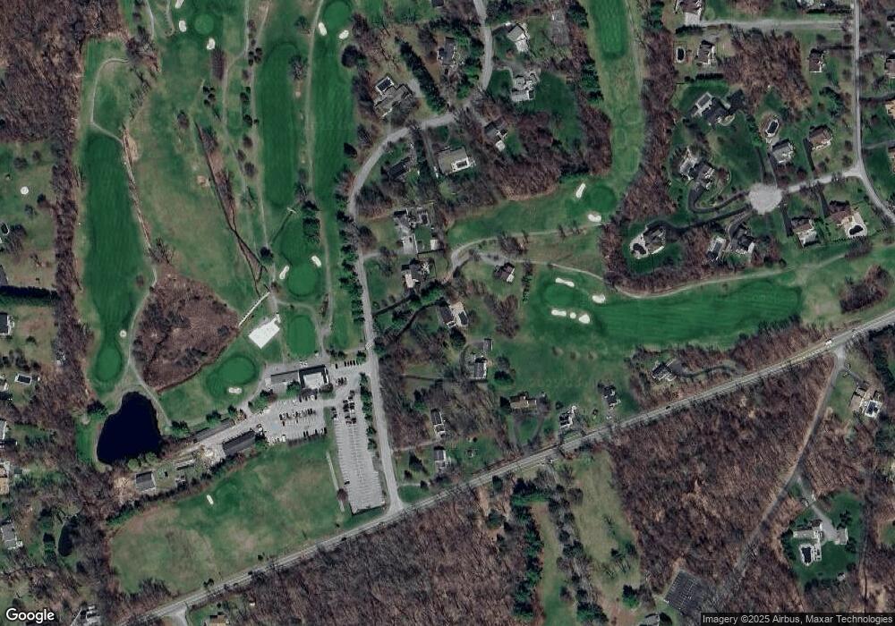 8 Country Club Rd, Hopewell Junction, NY 12533 - photo 1