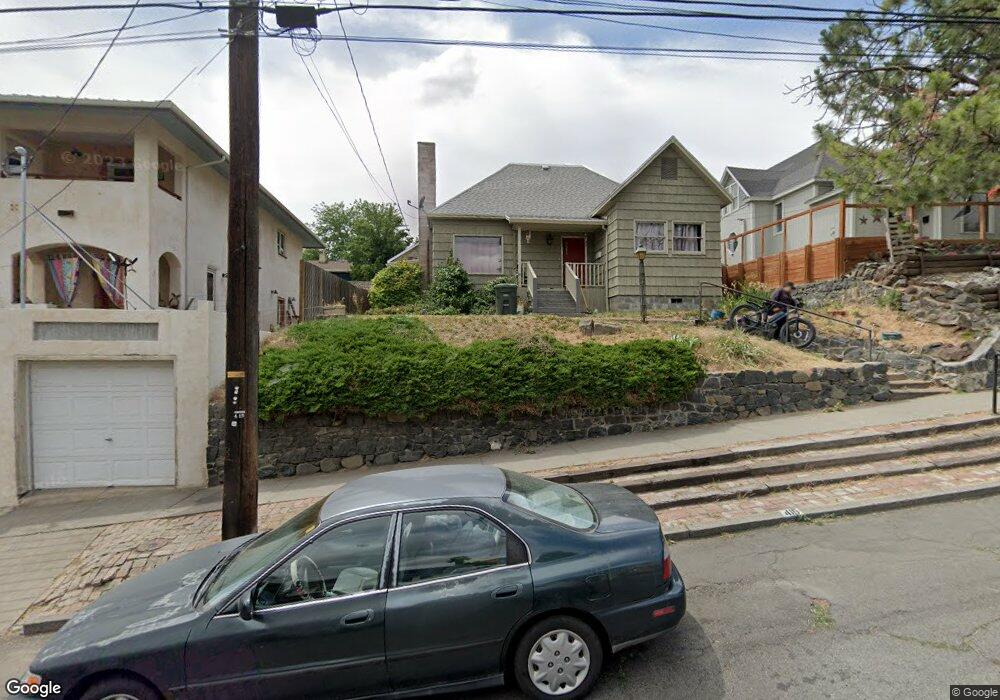 415 NW 4th St, Pendleton, OR 97801 - photo 1