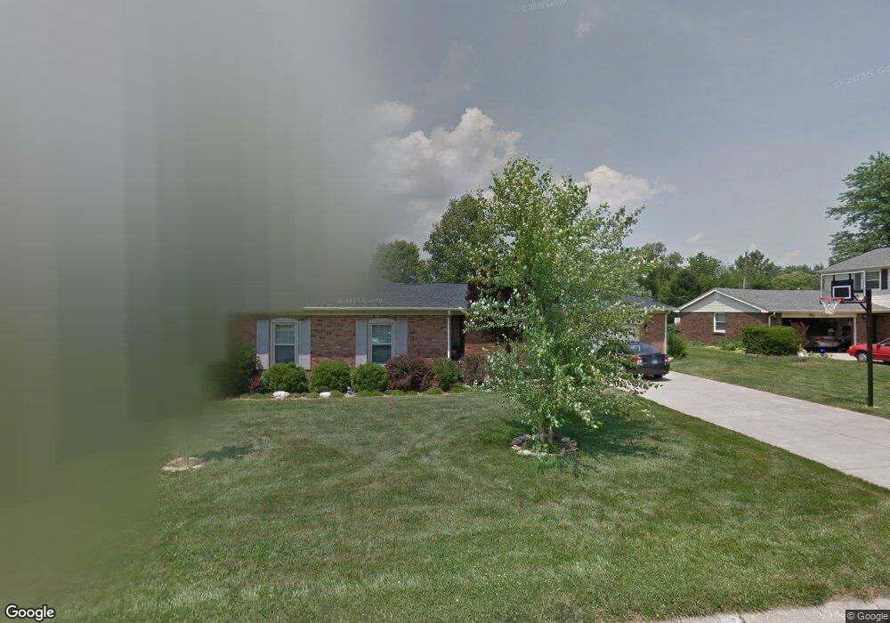 4130 Fairlawn Dr, Columbus, IN 47203 - photo 1