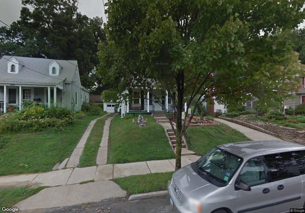 2446 Lambert Dr, Toledo, OH 43613 - photo 1