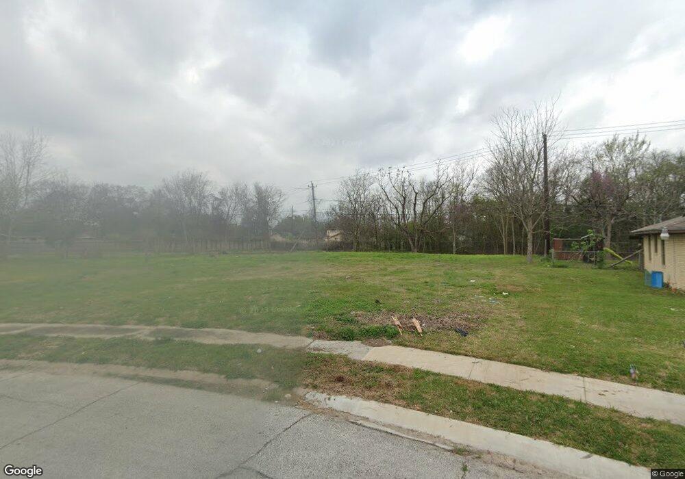 318 Glenburnie Dr, Houston, TX 77022 - photo 1