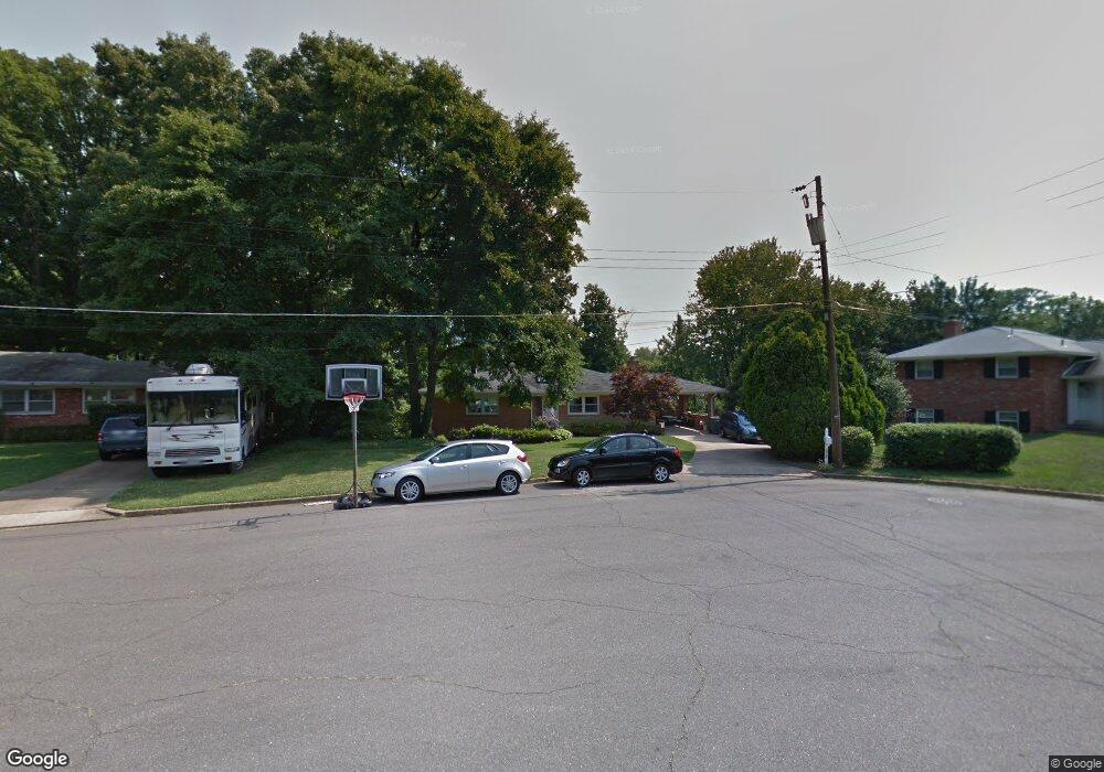 5927 Merritt Place, Falls Church, VA 22041 - photo 1