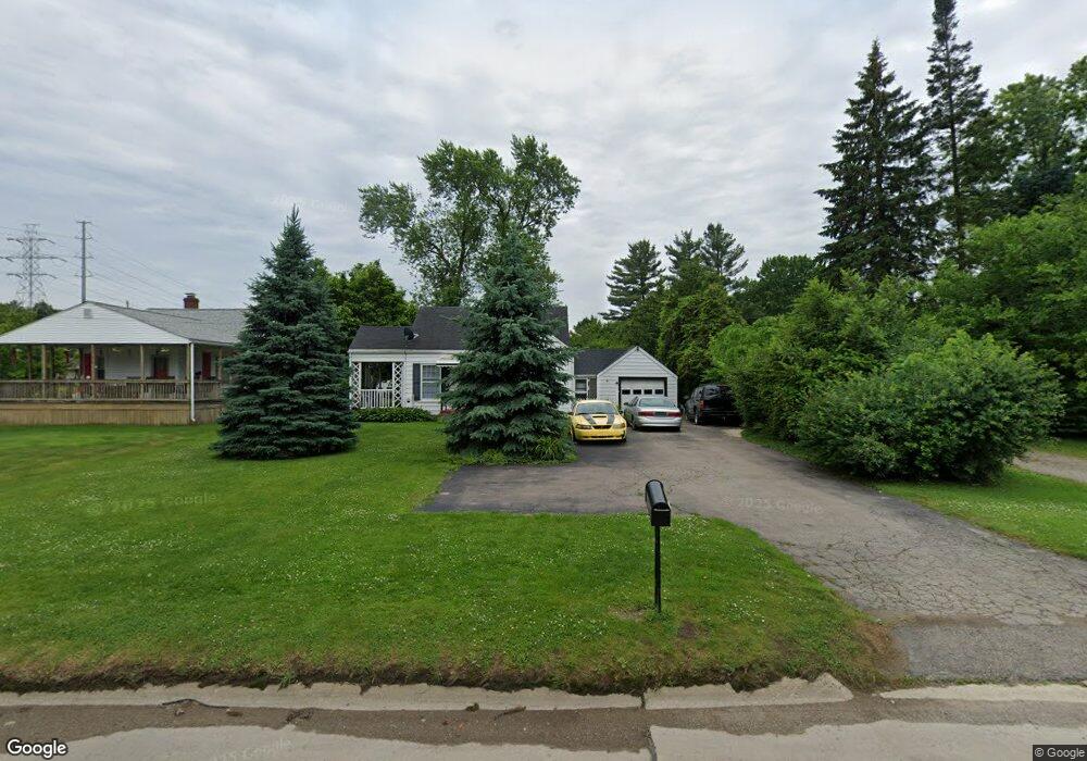 4090 Richfield Rd, Flint, MI 48506 - photo 1