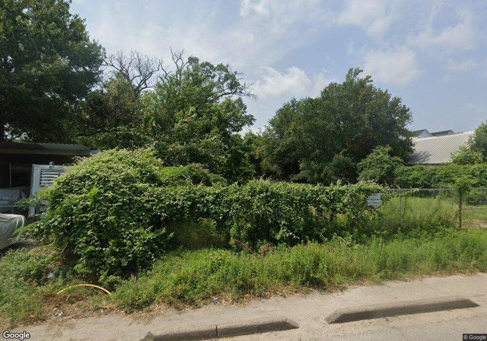 833 Oak St, Houston, TX 77018 - photo 1