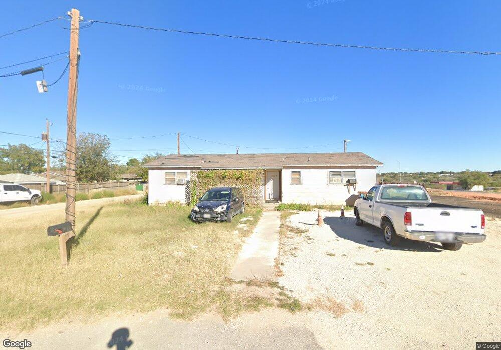 1707 Muleshoe Ln, Big Spring, TX 79720 - photo 1