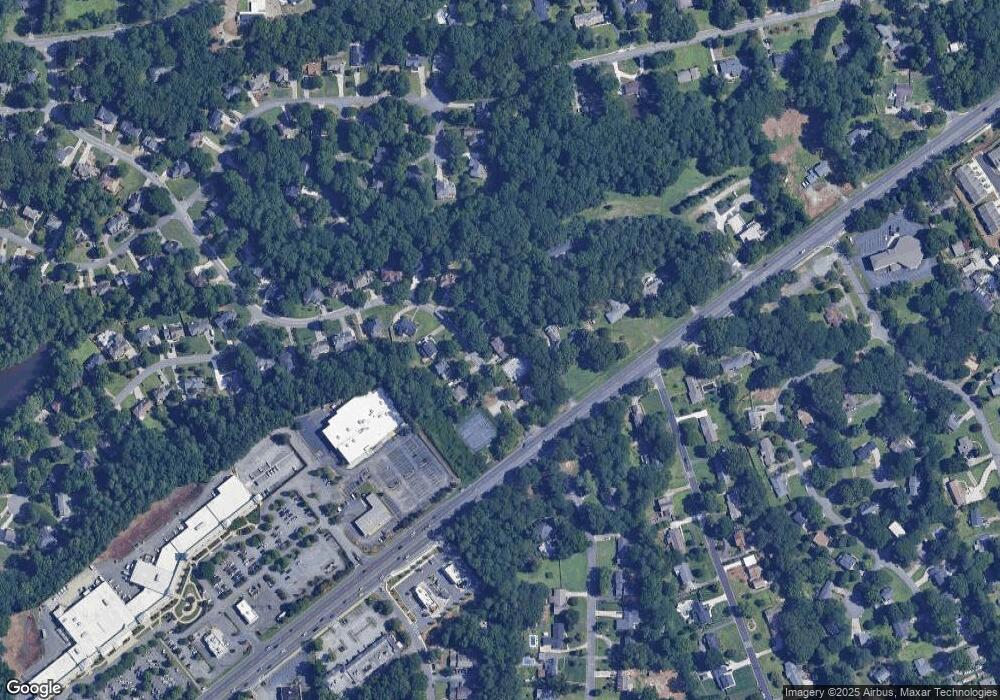 1010 Laurel Springs Ln SW, Marietta, GA 30064 - photo 1