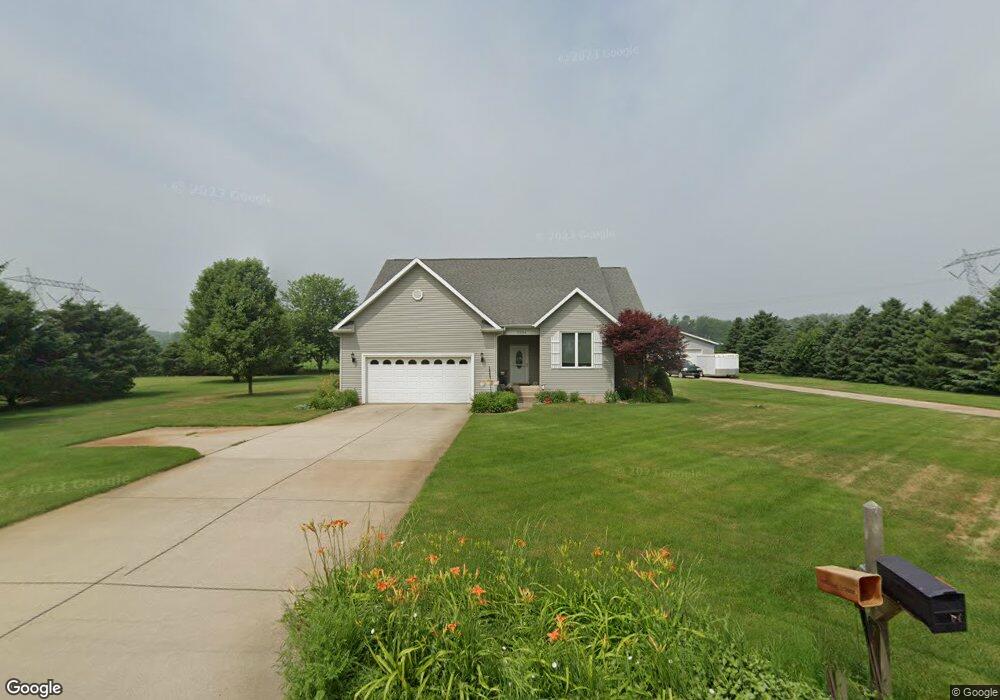 7304 N 900 E, New Carlisle, IN 46552 - photo 1