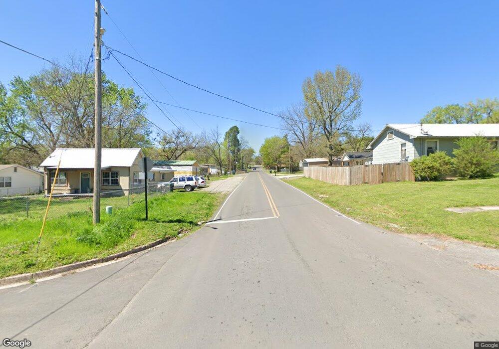 400 W Fox St, Tahlequah, OK 74464 - photo 1