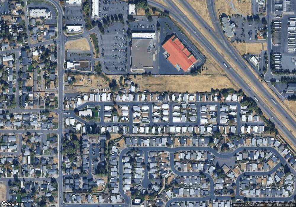 301 Freeman Rd unit 15, Central Point, OR 97502 - photo 1