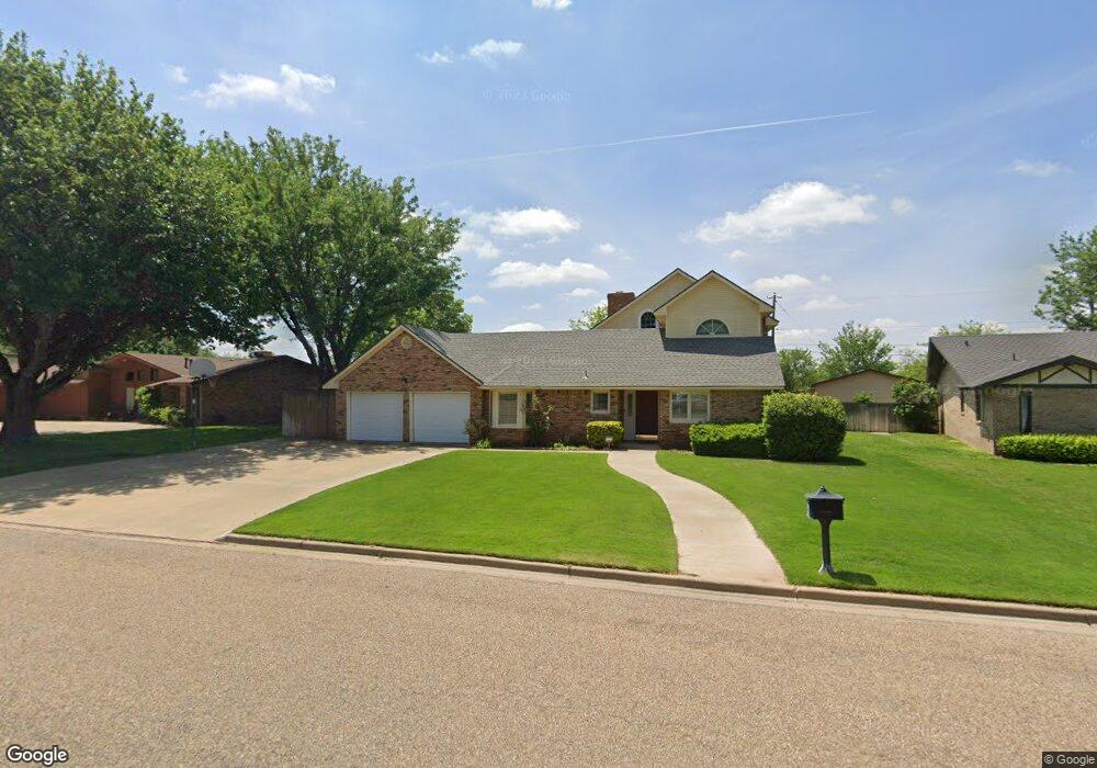 3407 Grandview St, Plainview, TX 79072 - photo 1