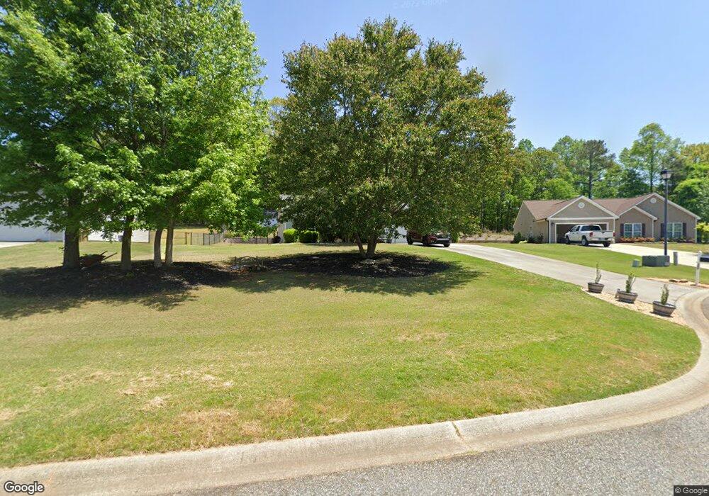 880 Hawk Creek Trail, Winder, GA 30680 - photo 1