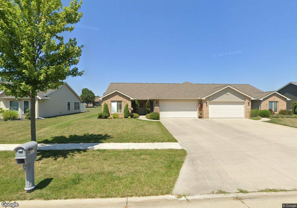 814 Murbach St, Archbold, OH 43502 - photo 1