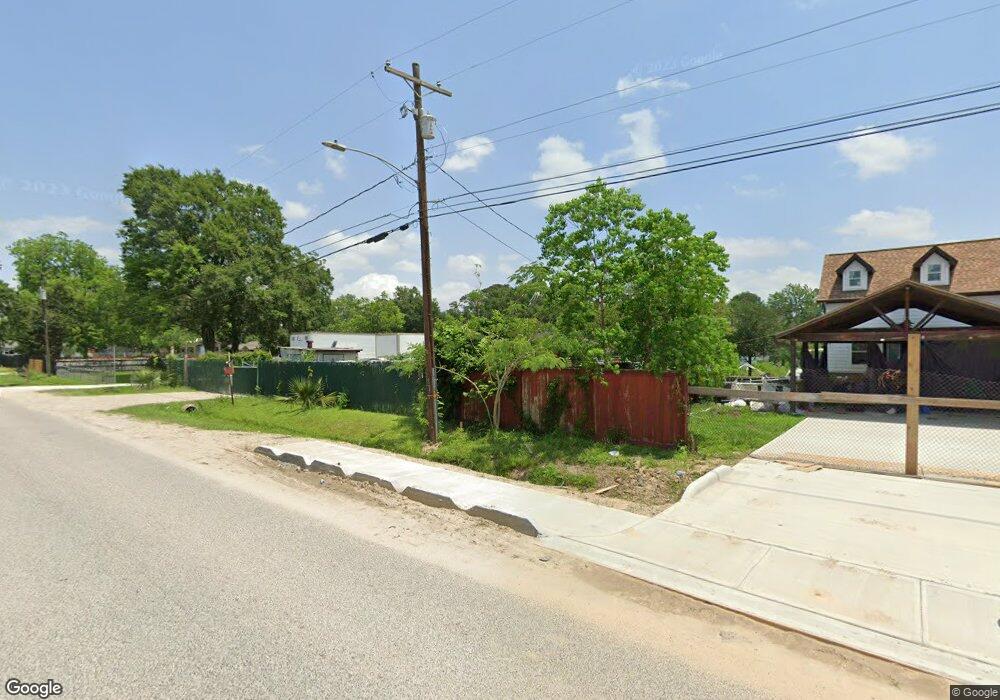 9200 Friendly Rd, Houston, TX 77093 - photo 1