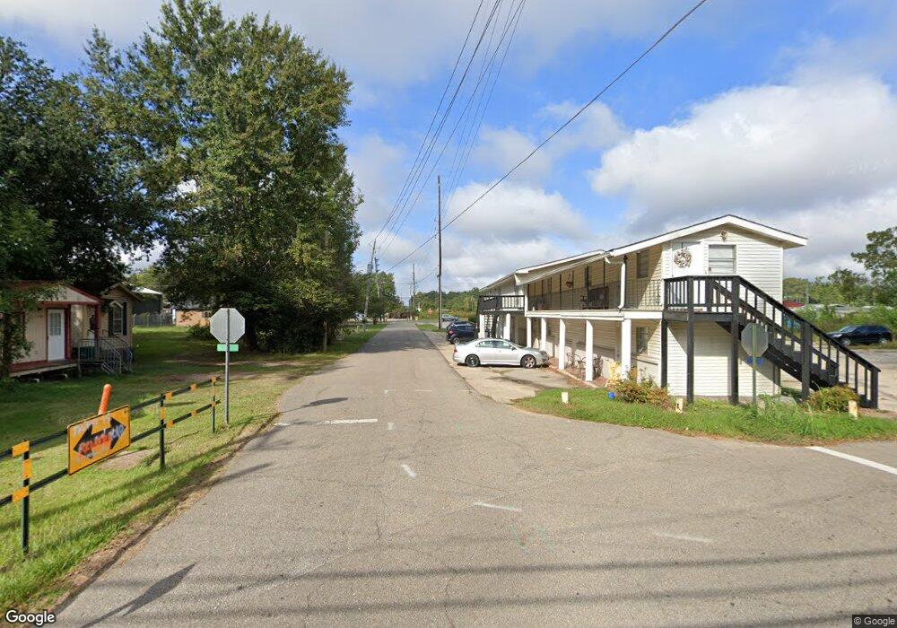 1111 Whitfield St, Picayune, MS 39466 - photo 1