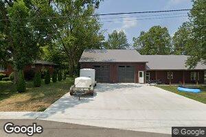 720 Stebill Dr, Palmyra, MO 63461