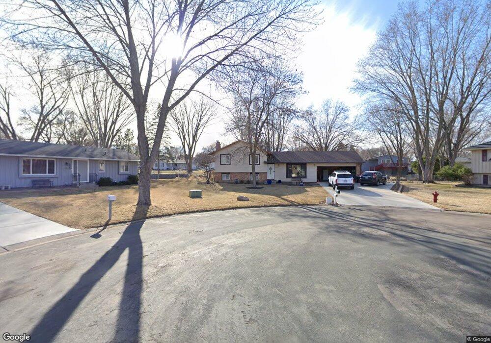 10533 102nd Ave N, Maple Grove, MN 55369 - photo 1