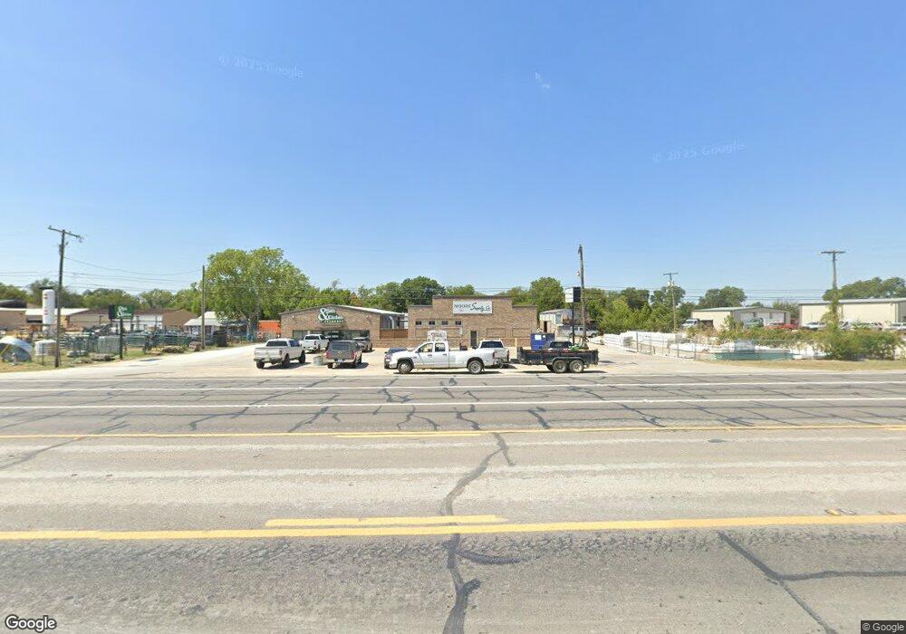 1803 N Main St, Cleburne, TX 76033 - photo 1