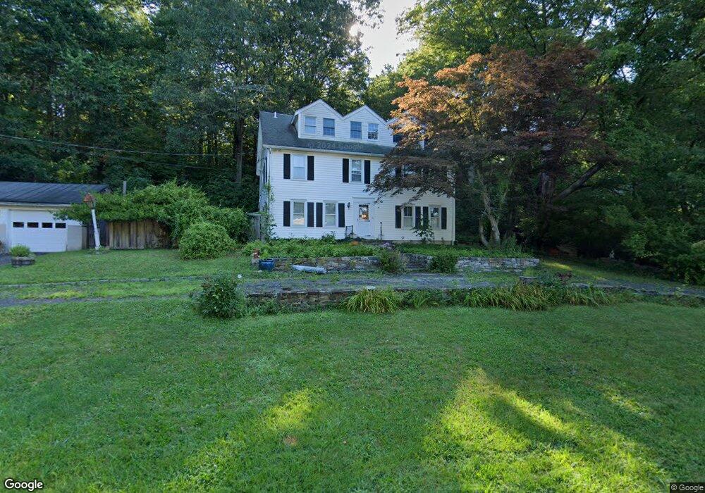 9 Maple St unit 9A, Weston, CT 06883 - photo 1