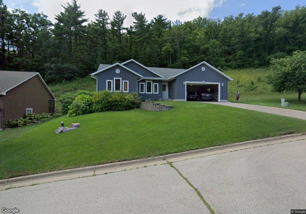 1415 Jonathan Ln, La Crescent, MN 55947 - photo 1