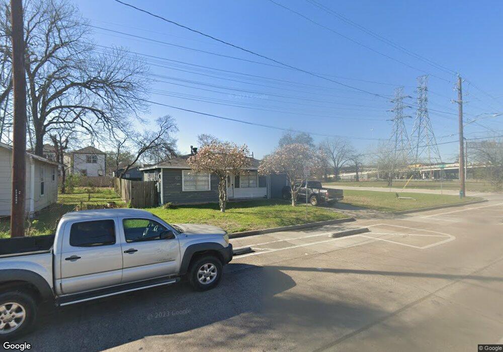 5715 Elysian St, Houston, TX 77009 - photo 1