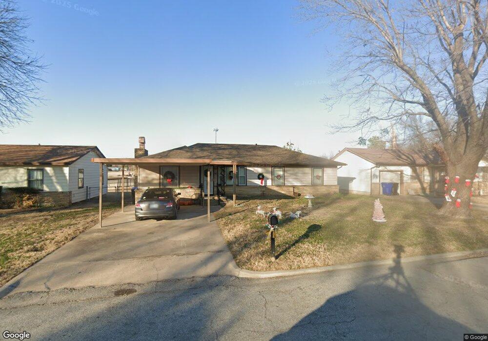 224 W Pittsburg Place, Broken Arrow, OK 74012 - photo 1