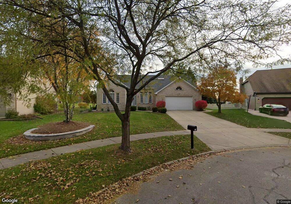 1348 Saxon Ln, Naperville, IL 60564 - photo 1