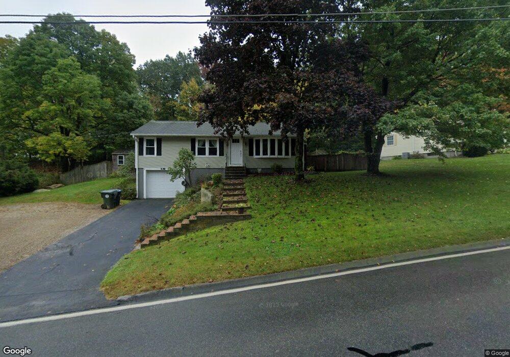 407 Quinapoxet St, Jefferson, MA 01522 - photo 1