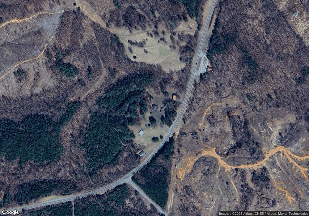 6231 Chatham Rd, Martinsville, VA 24112 - photo 1