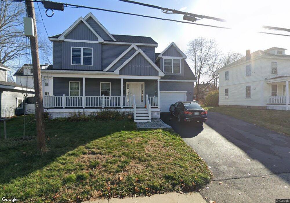 530 Dennett St, Portsmouth, NH 03801 - photo 1