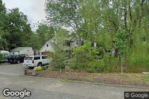 2 Lamplight Ln, Westport, CT 06880