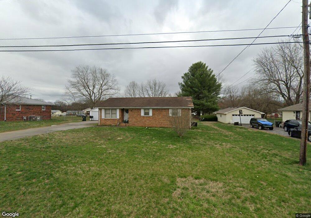 703 Sanderson Dr, Hopkinsville, KY 42240 - photo 1