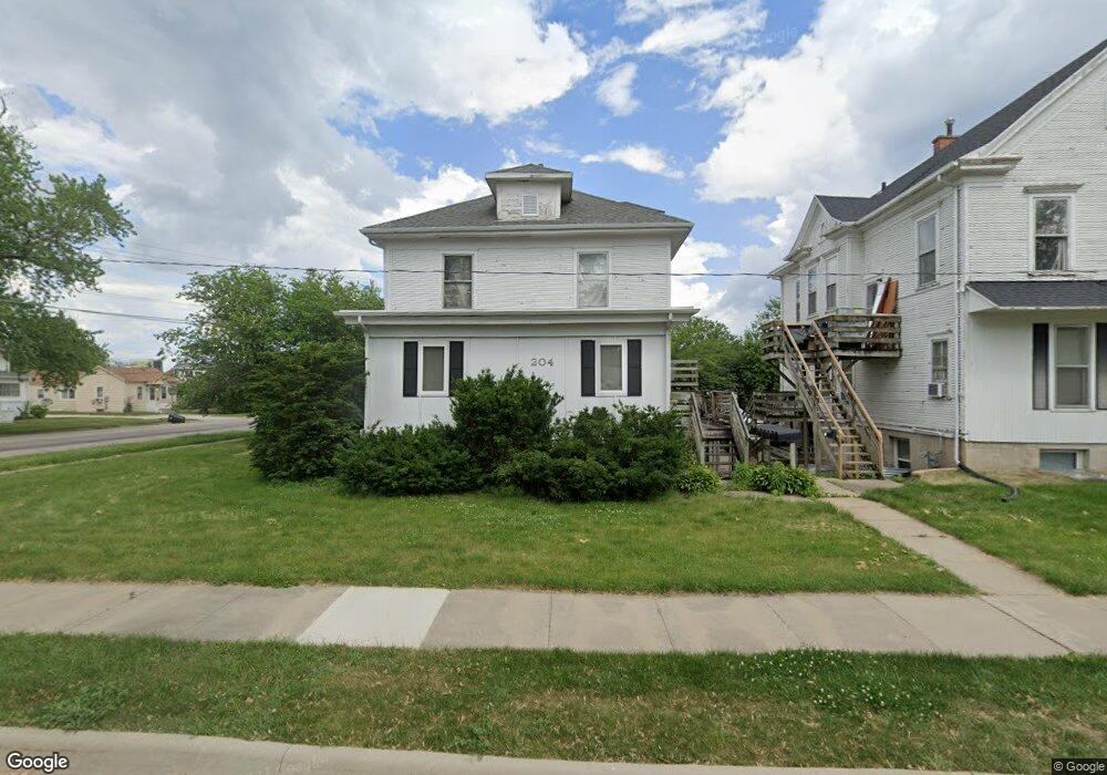 204 Iowa St unit 210, Cedar Falls, IA 50613 - photo 1