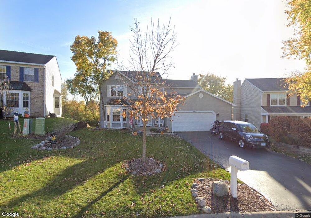 971 Creekview Ln, Lake In the Hills, IL 60156 - photo 1