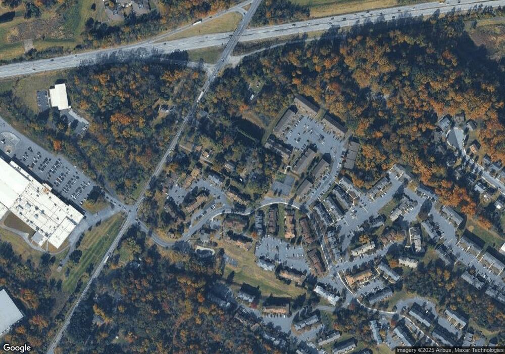 525A E Neversink Rd, Reading, PA 19606 - photo 1