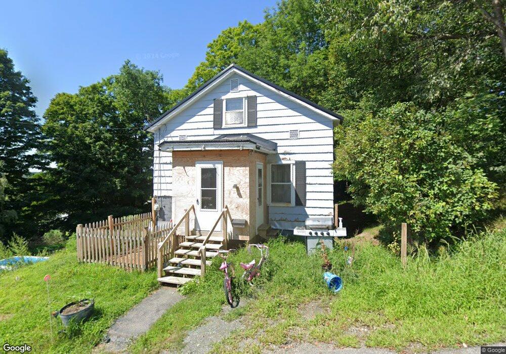 13 Pike St, Groveton, NH 03582 - photo 1